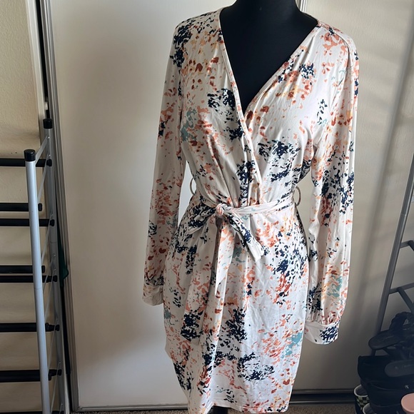 Stretchy comfy dress - Picture 3 of 5